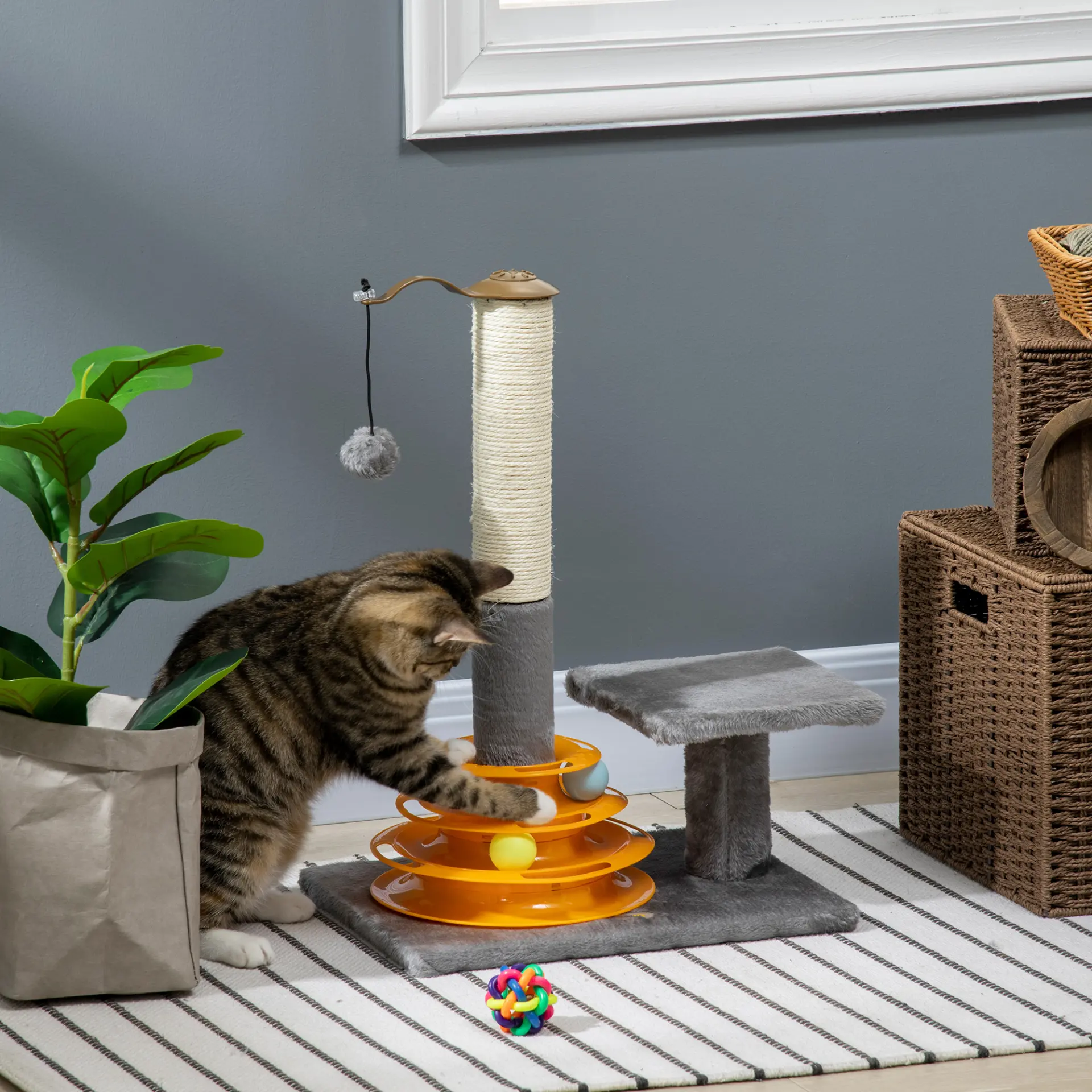 PawHut 56cm Cat Tree for Indoor Cats, Scratching Post w/ Cat Toys Climbing Tower Activity Centre, Dangling Ball - Grey